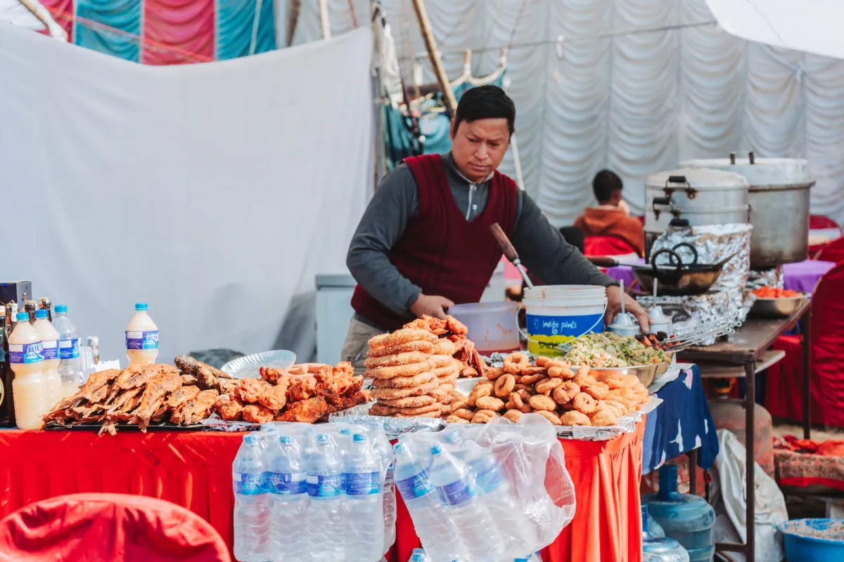 Caution is advised when it comes to street food. (Nabaraj Regmi/Shutterstock)