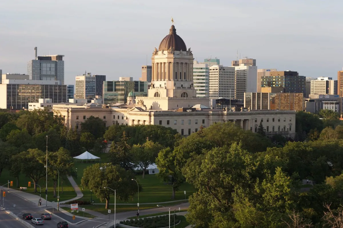 The Manitoba Legislature is shown in Winnipeg, on Aug. 30, 2014. (The Canadian Press/John Woods)