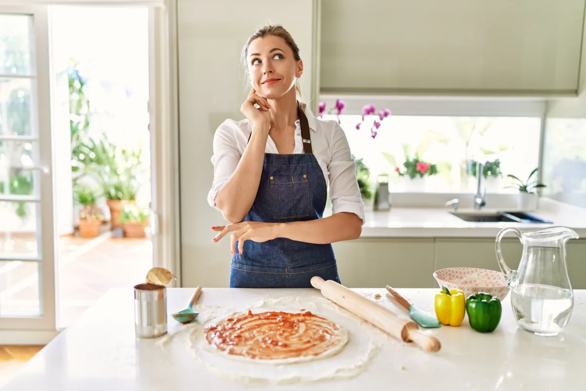 Mary Hunt's money-saving ideas for a quick semi-homemade meal. (Krakenimages.com/Shuttestock)