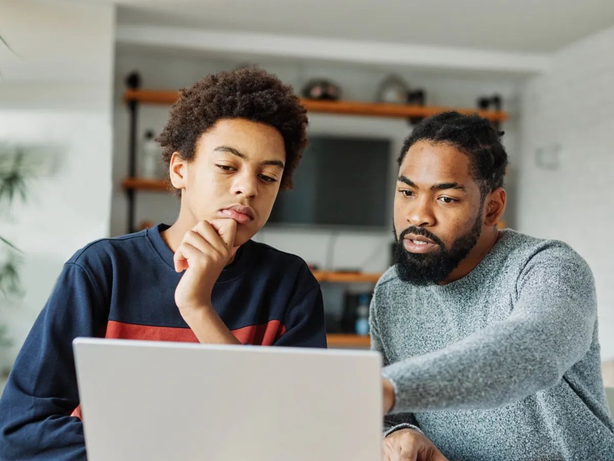 Teach your teenager how to become financially independent. (pics five/Shutterstock)