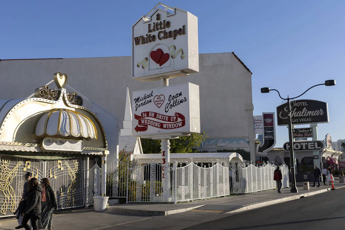 A Little White Wedding Chapel, the famous wedding chapel owned by Charolette Richards since the 1950s, on Thursday, Nov. 10, 2022, in Las Vegas. (Ellen Schmidt/Las Vegas Review-Journal) @ellenschmidttt