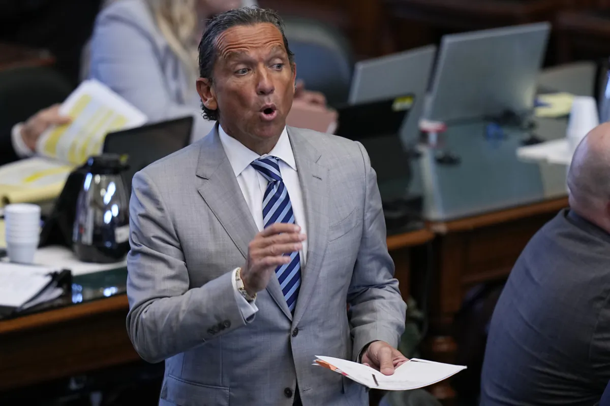 Attorney Tony Buzbee cross examines witness Jeff Mateer during the impeachment trial for Texas Attorney General Ken Paxton in the Senate Chamber at the Texas Capitol in Austin, Texas, on Sept. 6, 2023. (Eric Gay/AP Photo)