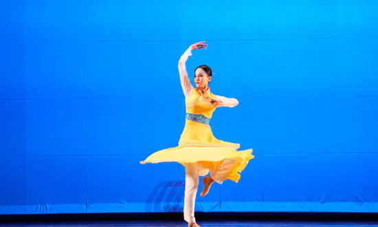 An Art Form That Reveals the Heart: NTD International Classical Chinese Dance Competition Semifinalist Shares Insights