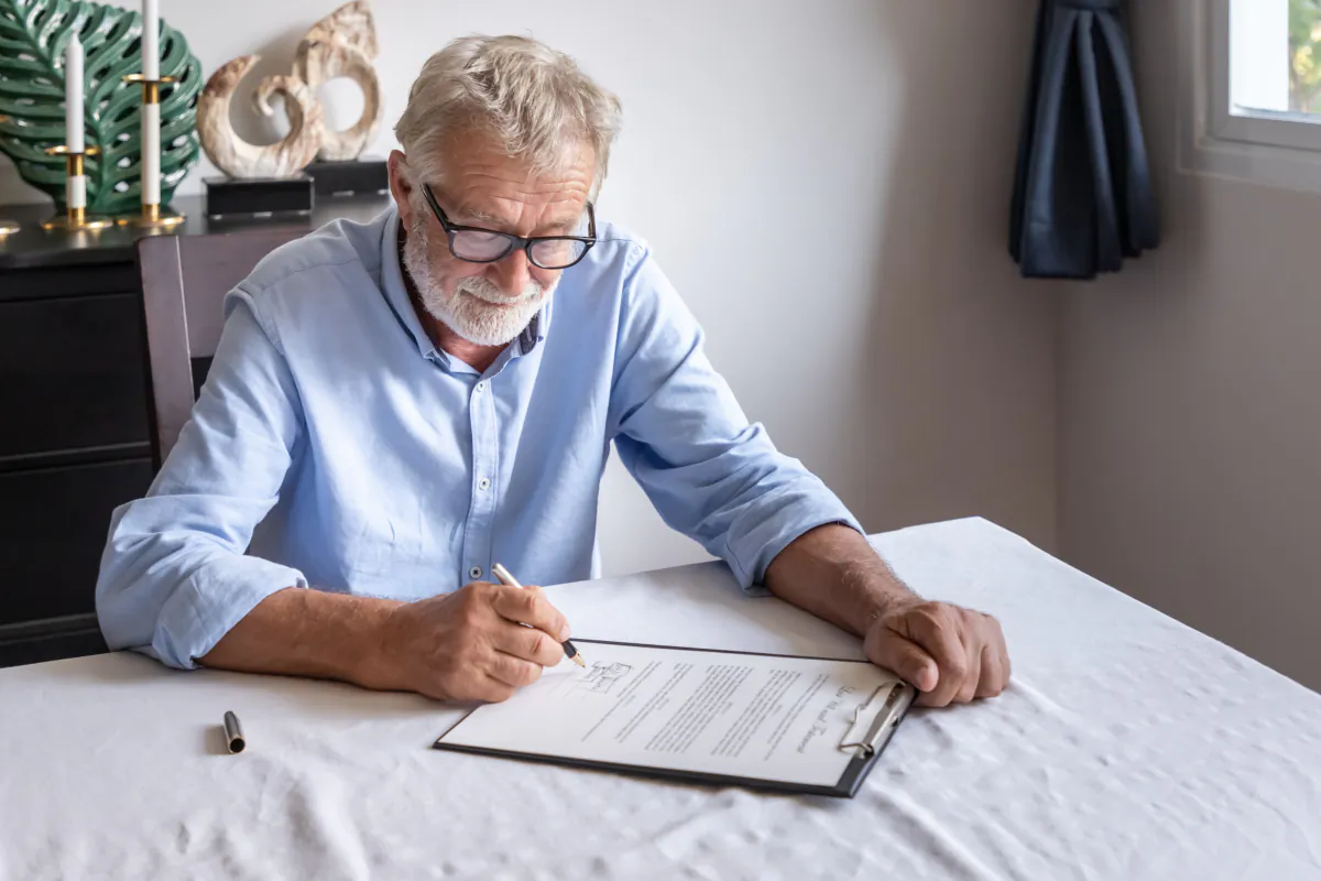 Mary Hunt's readers write in on inheritance and credit card debt. (Casper1774 Studio/Shutterstock)