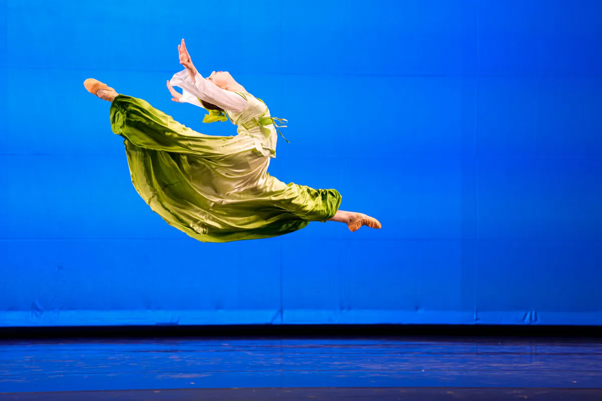 Lillian Parker, a past-year Gold winner, in the preliminary round of the NTD International Classical Chinese Dance Competition in Purchase, New York, on Sept. 8, 2023. (Larry Dye)

