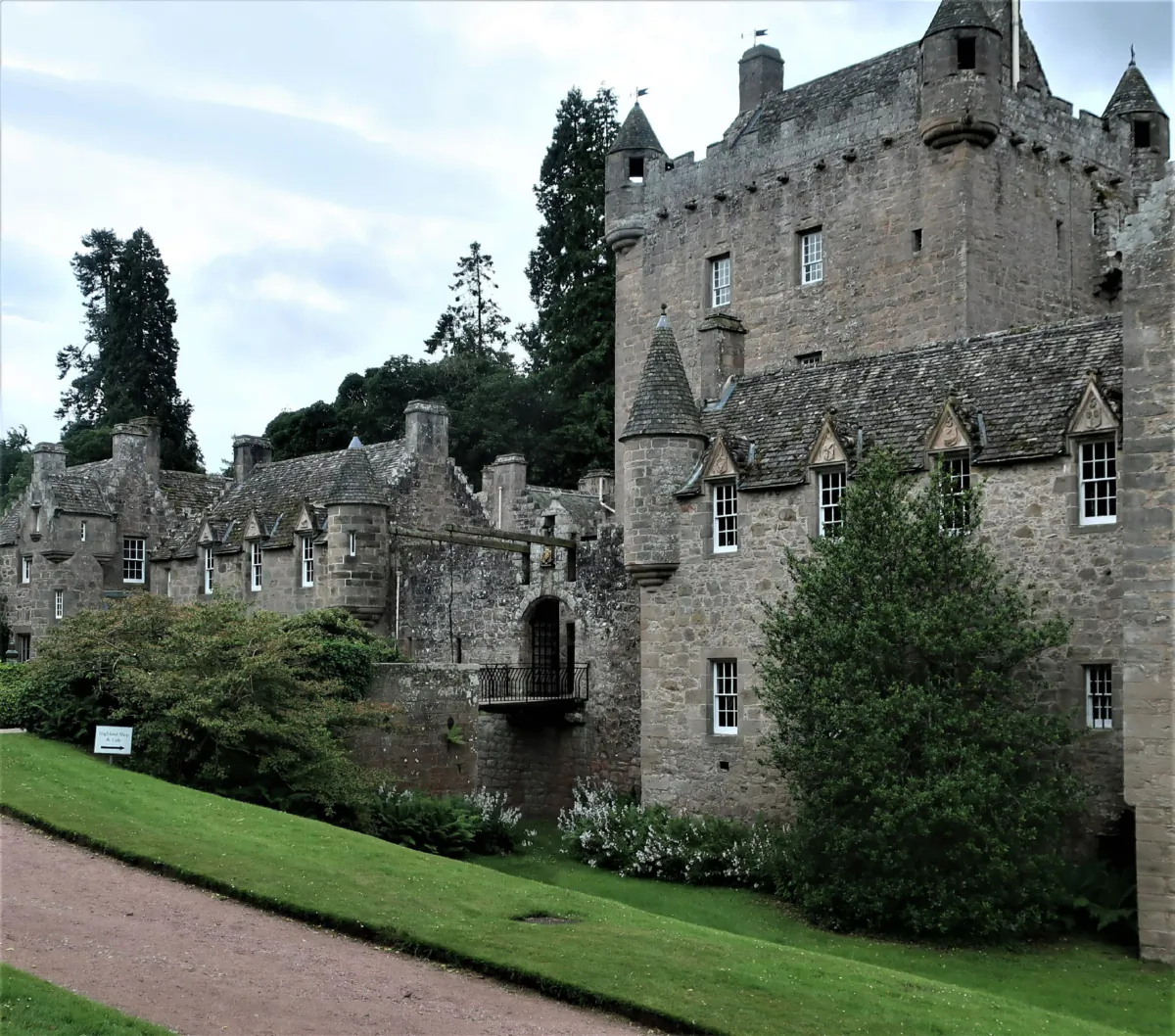 Castles such as this one dot the hillsides of Scotland. (Photo courtesy of Victor Block)