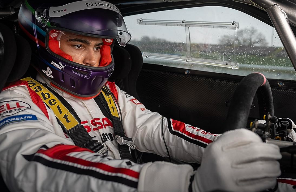 man in helmet in race car in GRAN TURISMO