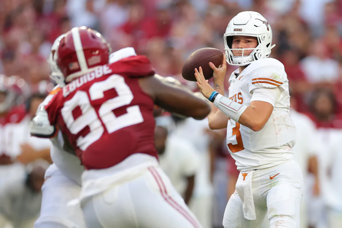 Quinn Ewers (3) of the Texas Longhorns throws the ball during the first quarter against the Alabama Crimson Tide at Bryant-Denny Stadium in Tuscaloosa, Ala., on Sept. 9, 2023 (Kevin C. Cox/Getty Images) 