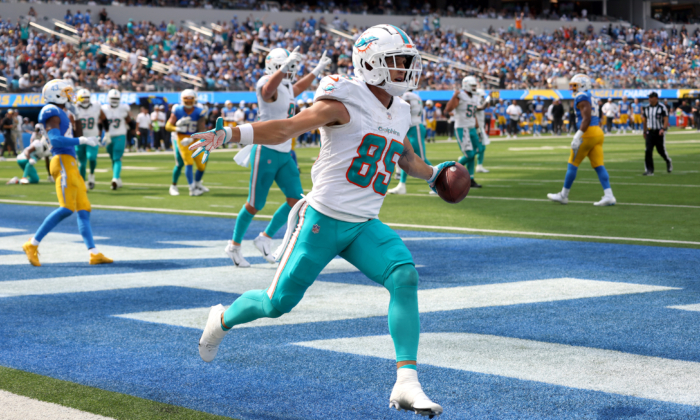 Hill, Tagovailoa too much for Chargers as Dolphins open with 36-34 victory  - The San Diego Union-Tribune