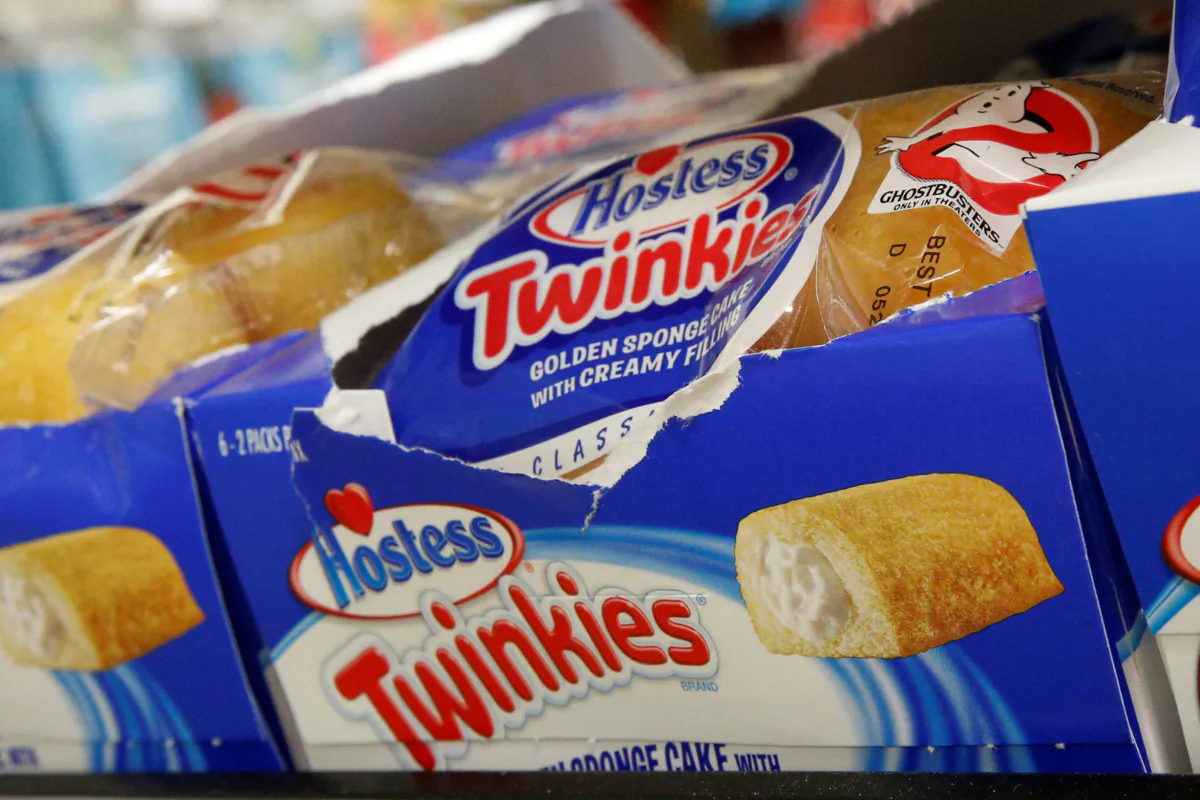 Hostess Brands "Twinkies" are displayed in a store in the Manhattan borough of New York on July 5, 2016. (Brendan McDermid/Reuters)