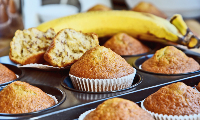 Banana Bread Muffins (Recipe)