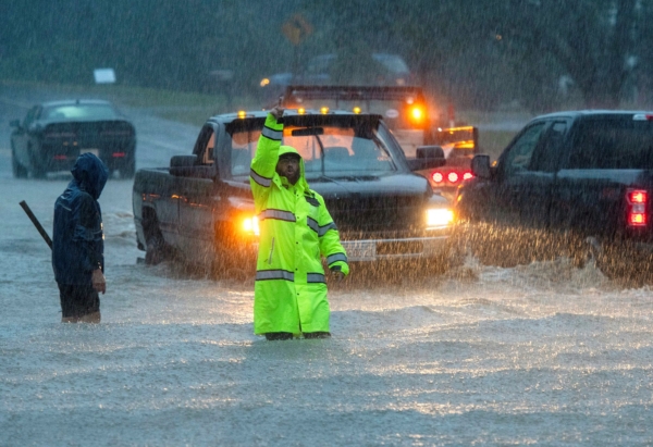 id5490243-flooded-street