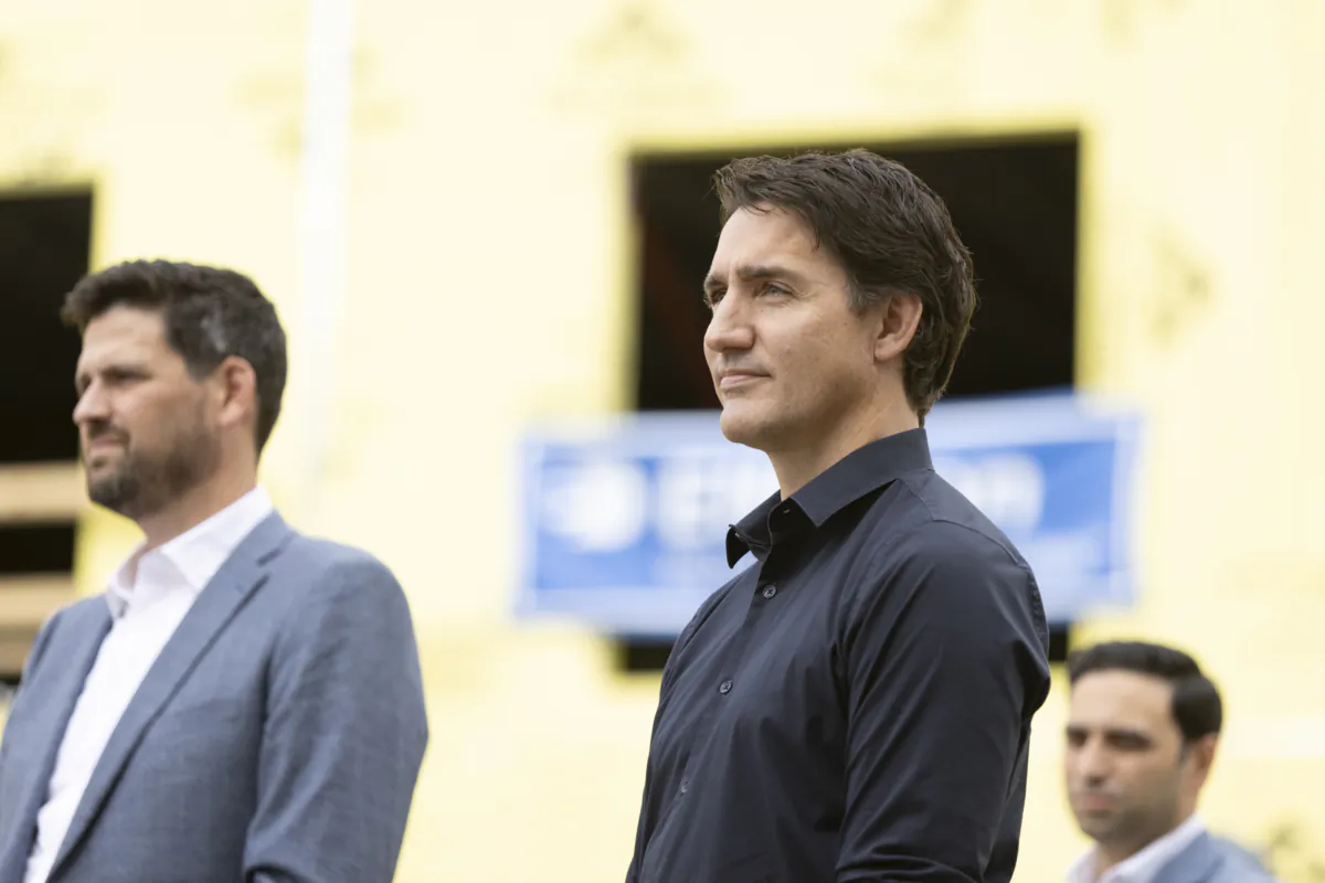Prime Minister Justin Trudeau visits the construction site of an affordable housing project in London, Ont. on Sept. 13, 2023. (Nicole Osborne/The Canadian Press)