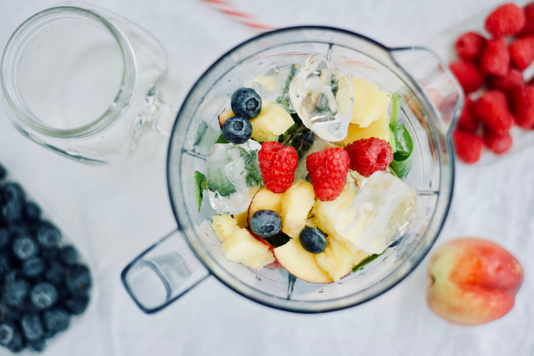 "We were really surprised to see how quickly adding a single banana decreased the level of flavanols in the smoothie and the levels of flavanol absorbed in the body," Javier Ottaviani says. (Indi Photostudio/Shutterstock)