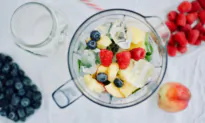 To Get More Flavanols in Your Smoothie, Skip Banana?