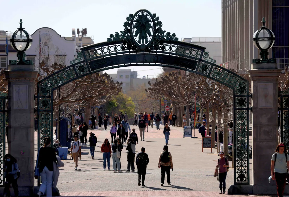 People walk through Sproul Plaza on the UC Berkeley campus in Berkeley, Calif., on March 14, 2022. (Justin Sullivan/Getty Images)