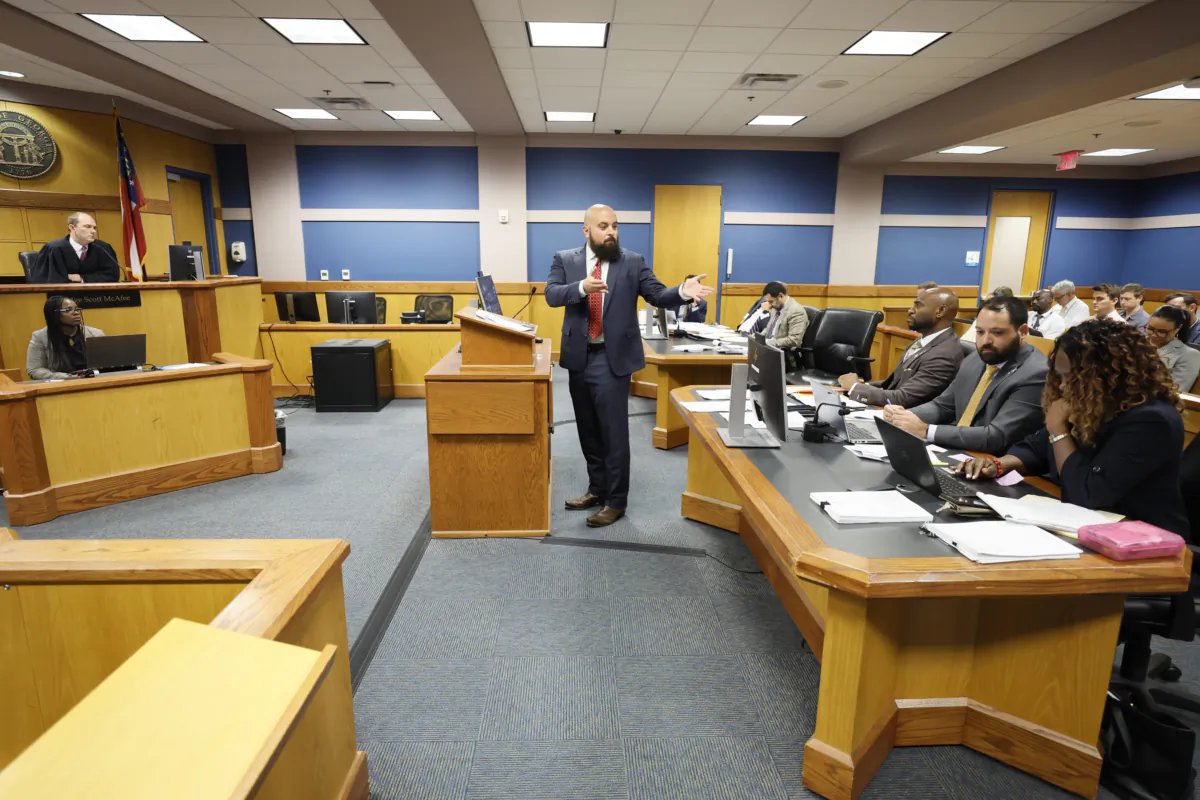 Attorney Scott Grubman, who is defending Kenneth Chesebro, gestures toward the prosecutors as he argues before Judge Scott McAfee in Fulton County Superior Court in Atlanta, Ga., on Sept. 14, 2023. (Miguel Martinez-Pool/Getty Images)