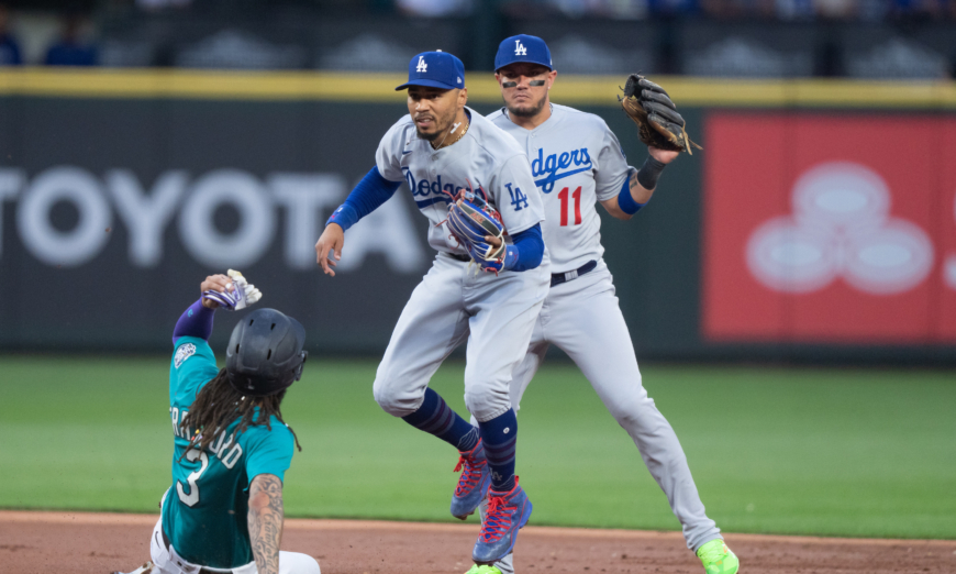 Dodgers wrap up NL West title with 6-2 win over Mariners