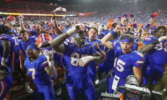 Florida Upsets No. 11 Tennessee 29–16 for the Gators’ 10th Straight Victory at Home in the Series