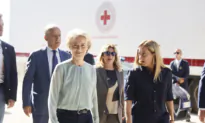 EU Pledges Crackdown on ‘Brutal’ Migrant Smuggling During Visit to Overwhelmed Italian Island