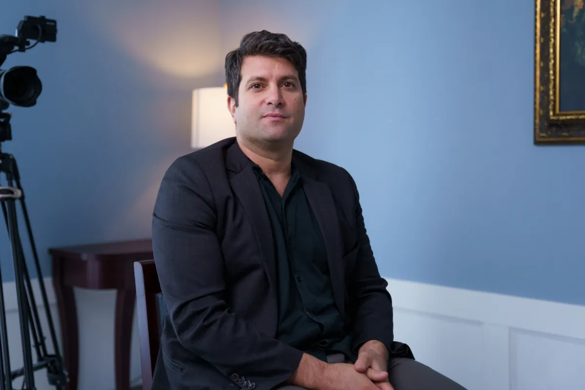 Jacob Siegel, a senior editor at Tablet Magazine, in Washington on Aug. 21, 2023. (Alejandro Heredia/The Epoch Times)
