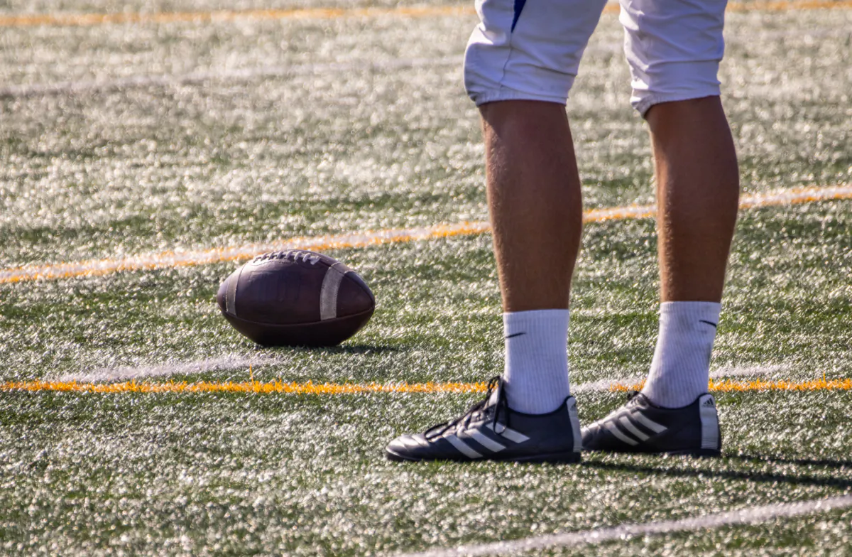 Students play a high school game of football in Irvine, Calif., on Sept. 14, 2023. (John Fredricks/The Epoch Times)
