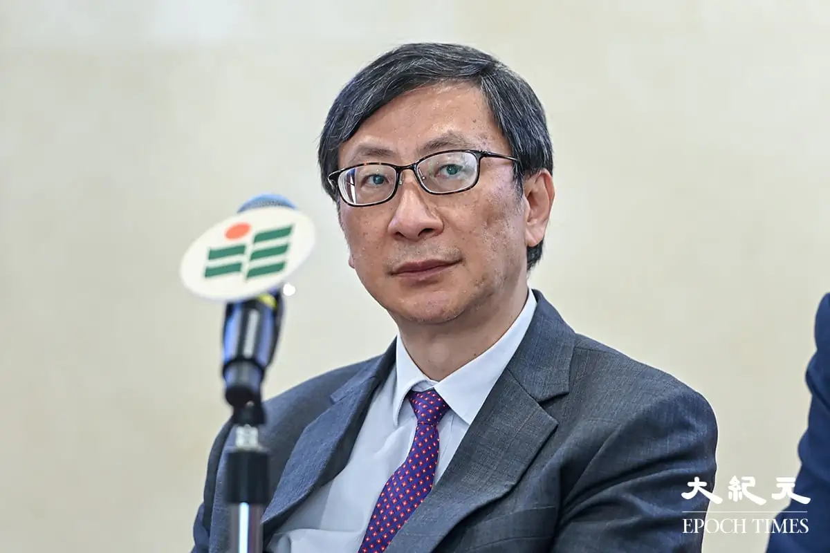 John Lee Chi-kin, the new president of the Education University of Hong Kong spoke to media on Sept. 15, 2023. (Sung Pi-Lung/The Epoch Times)