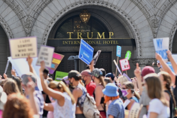 Us-abortion-rights-protest