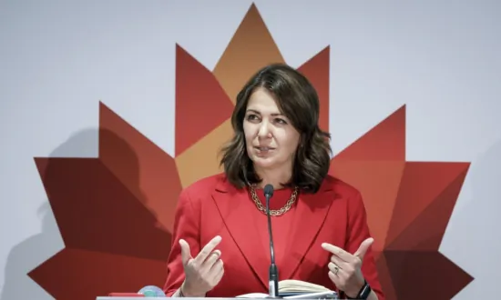 Alberta Premier Defends Potential Plan to Use Sovereignty Act If Federal Government Pushes Energy Regulation Plan