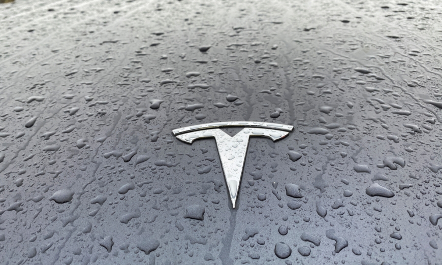 Lawyers suing Tesla board demand k per hour.