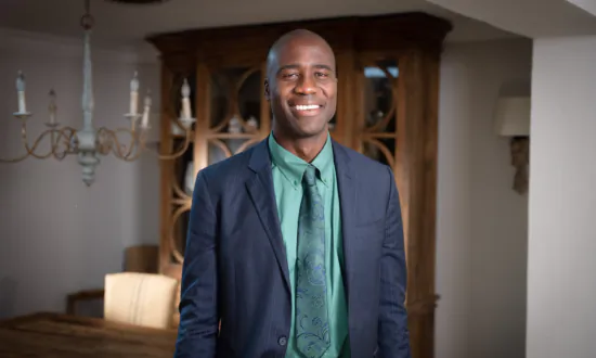 CDC and FDA ‘Abrogating Their Duty to Actually Protect Human Beings’: Dr. Ladapo