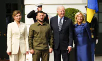 Biden Welcomes Zelenskyy to White House While Congress Split on Ukraine Aid