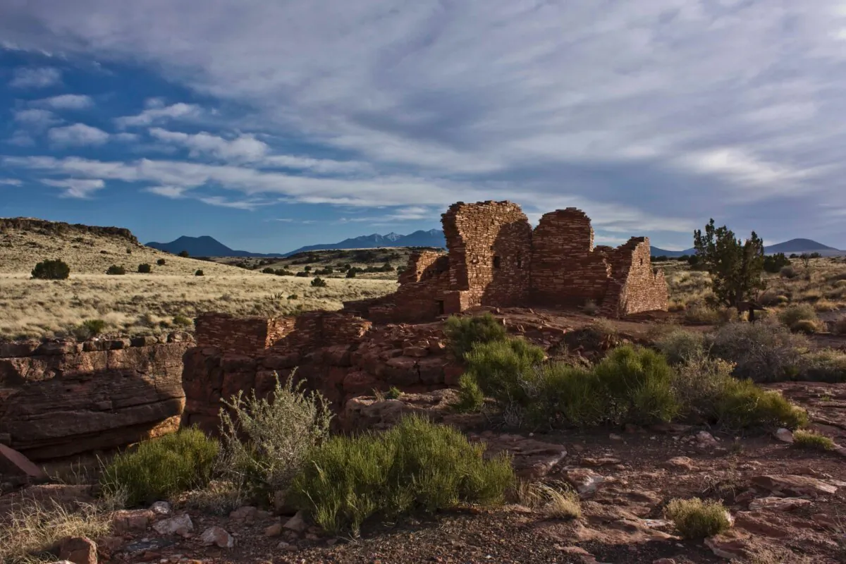 Lomaki means "Beautiful House" in the Hopi language. This building has nine rooms built with local limestone and sandstone in the last decade of the 1100s. (NPS)
