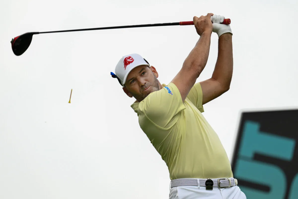 Sergio Garcia plays his shot from the third tee during day one of the LIV Golf Invitational - Chicago at Rich Harvest Farms in Sugar Grove, Illi., on September 22, 2023. (Quinn Harris/Getty Images)