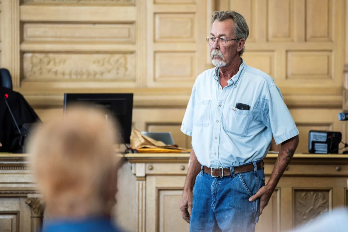 Defendant Gregory Showalter Sr. returns to his seat after testifying during his first-degree murder trial at the Wapello County Courthouse in Ottumwa, Iowa on Sept. 20, 2023. (Kyle Ocker/The Ottumwa Courier via AP)