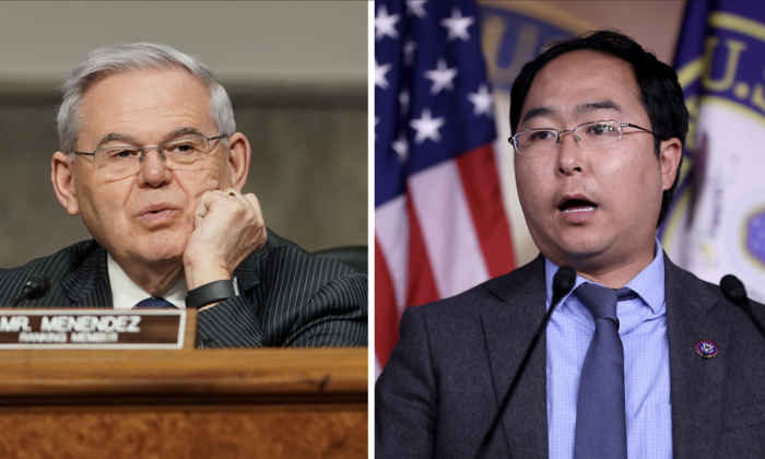 Congressman Announces 2024 Bid Against Senator Facing Bribery Charges   Id5497481 Andy Kim R Bob Menendez L 700x420 