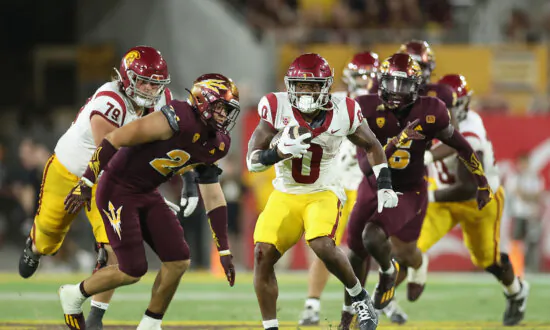 No. 5 USC Finally Puts Away Arizona State 42–28