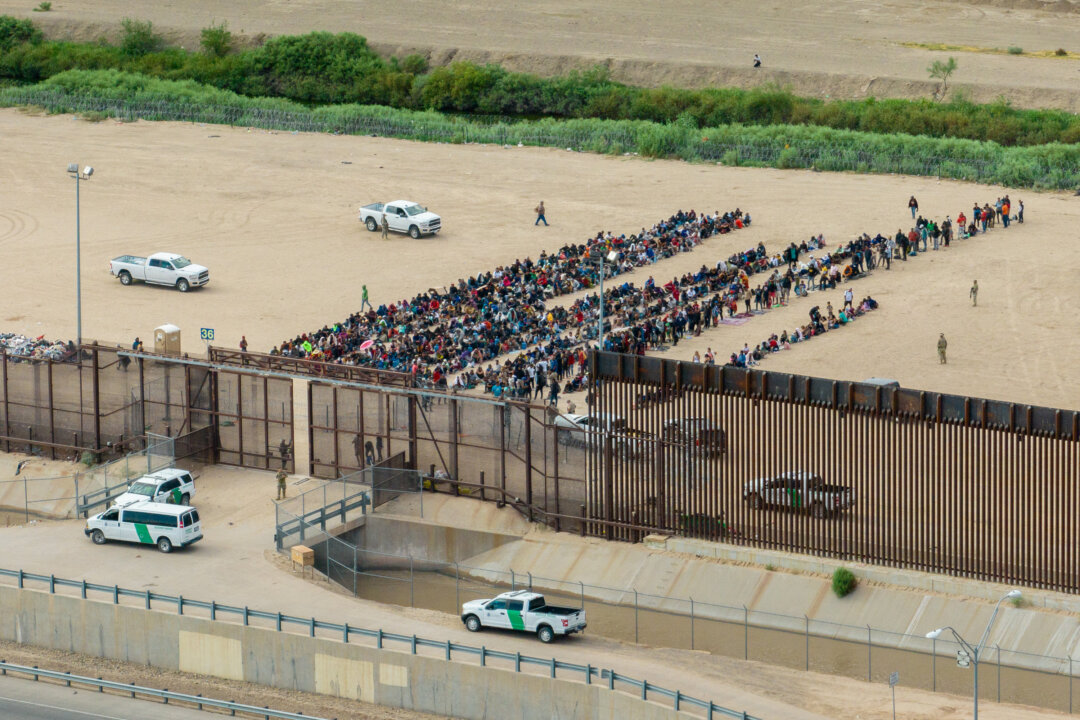 Our Self-Induced Catastrophe at the Border | The Epoch Times