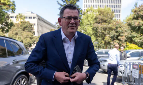 Daniel Andrews’ $134,000 Statue Triggers Public Outcry