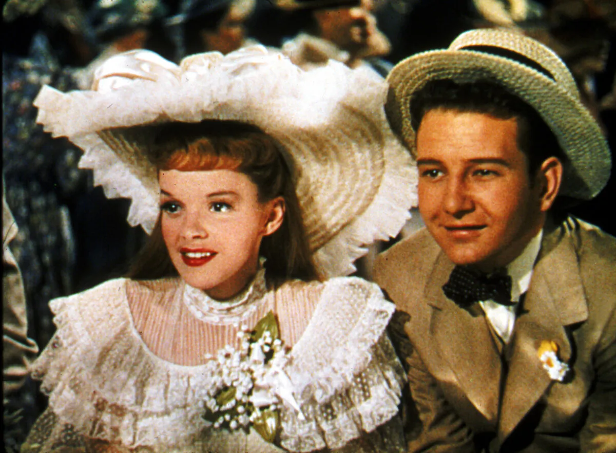 Esther Smith (Judy Garland) and John Truett (Tom Drake), in "Meet Me in St. Louis." (Warner Bros)