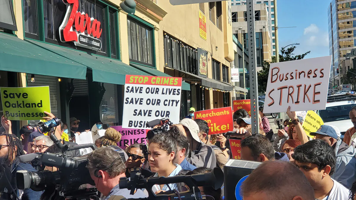 More than 200 businesses shut their doors in protest of rising crime in Oakland, Calif., on Sept. 26, 2023. (NTD)