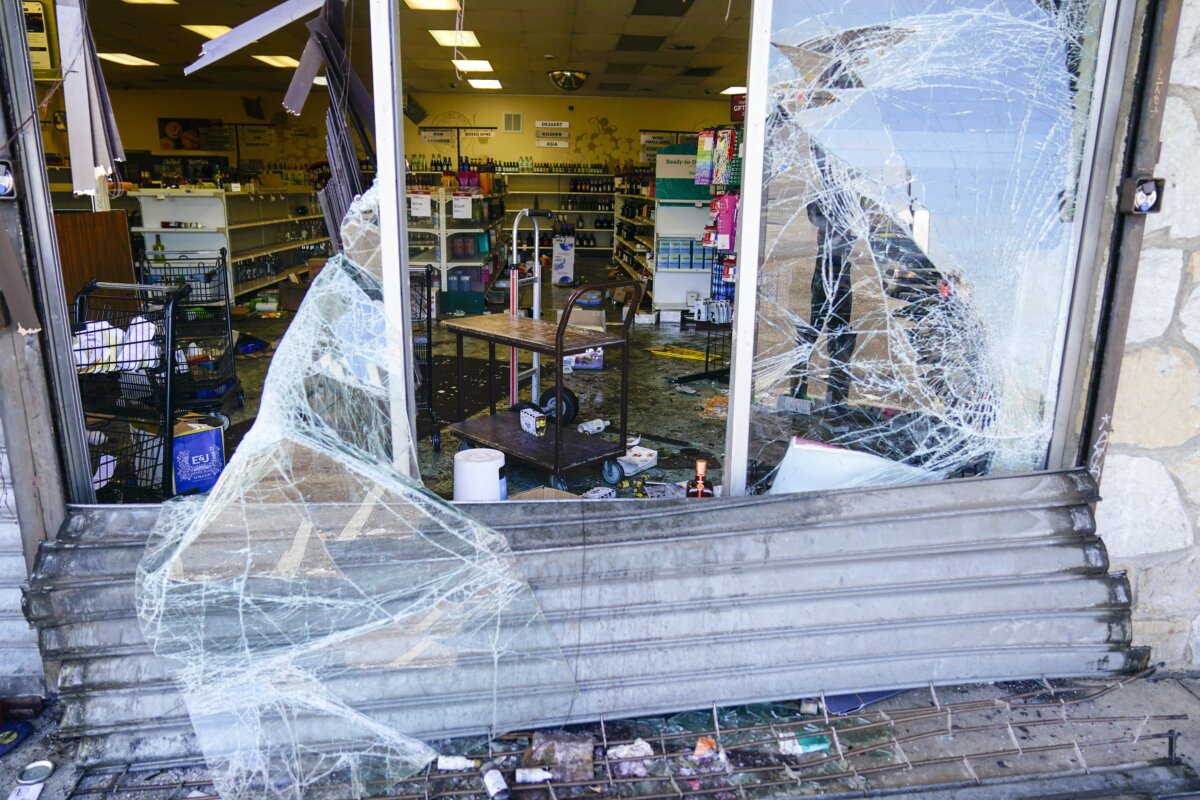 Philadelphia Store Thefts