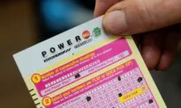 Powerball Jackpot Rises to $925 Million After Another Drawing Without a Big Winner
