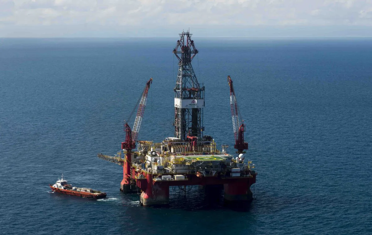 Aerial view of the Centenario exploration oil rig, operated by Mexican company "Grupo R" and working for Mexico's state-owned oil company PEMEX, in the Gulf of Mexico on Aug. 30, 2013. (Omar Torres/AFP via Getty Images)
