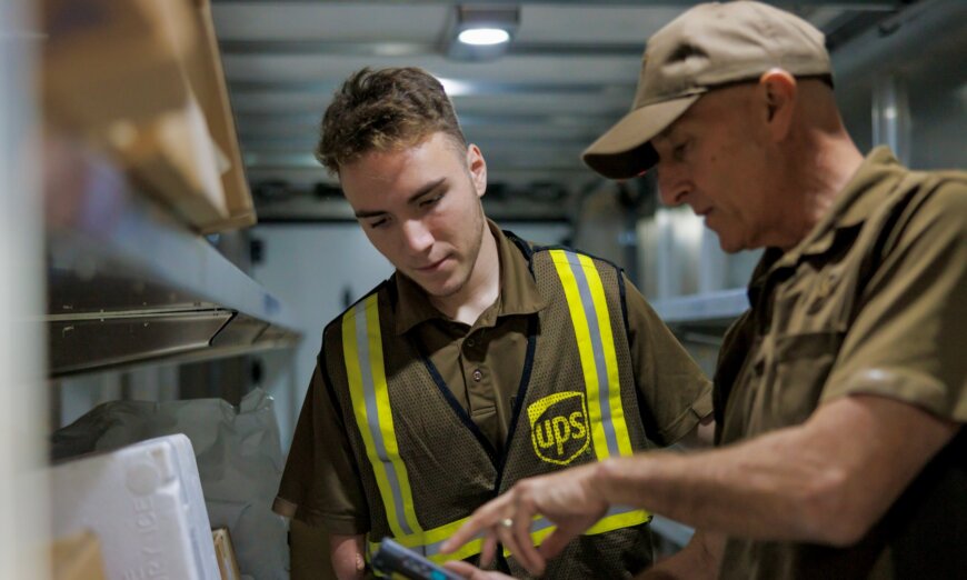 UPS is recruiting 10,000 seasonal employees in Southern California for the upcoming holiday season.