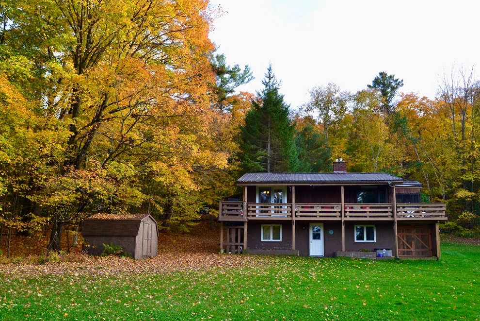 Give your home a proper check up before colder temperatures set in for good. (Chris Dale/Shutterstock)