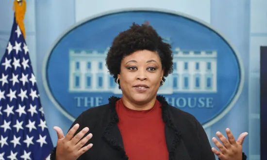 White House Calls for More Funding for Ukraine, Warns Money Running Out