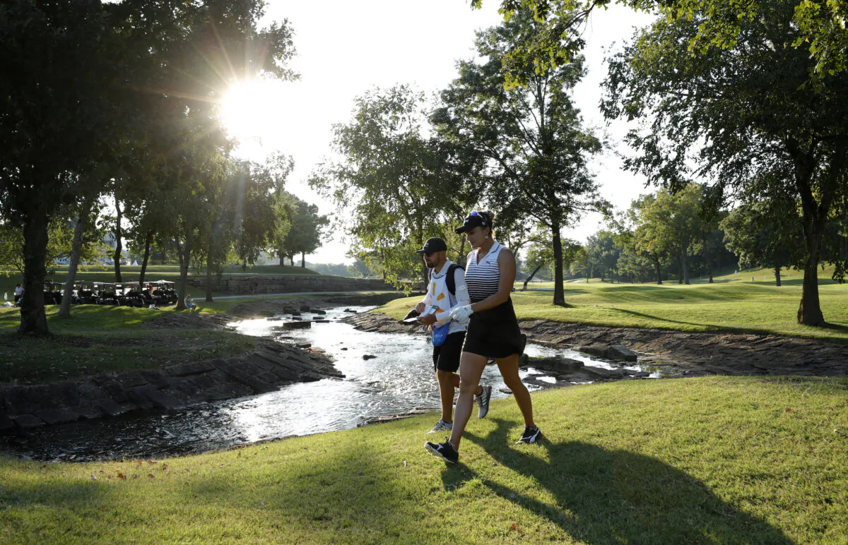 Lexi Thompson of the United States walks to the eighth hole during the first round of the Walmart NW Arkansas Championship presented by P&G at Pinnacle Country Club in Rogers, Arkansas, on Sept. 29, 2023. (Alex Slitz/Getty Images)