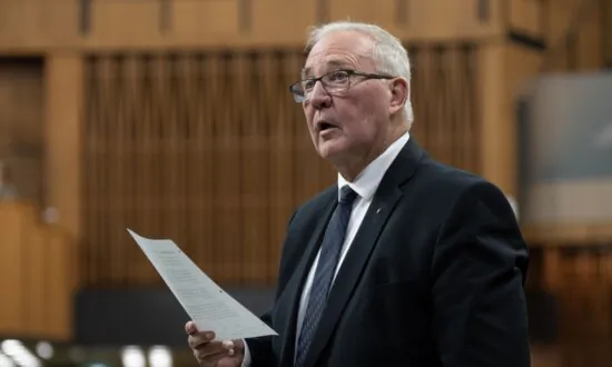 Defence Minister to Toronto Mayor: Armouries ‘Not the Appropriate Place’ to Host Homeless