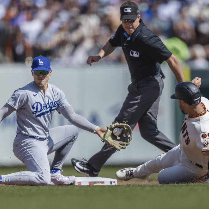 Report: Giants sign Palo Alto native, former Dodgers outfielder